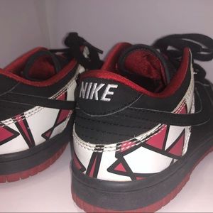 nike dunk low jordan pack playoff 8